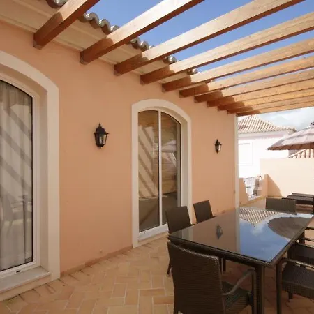 Sleeps 6 Pool Wifi *